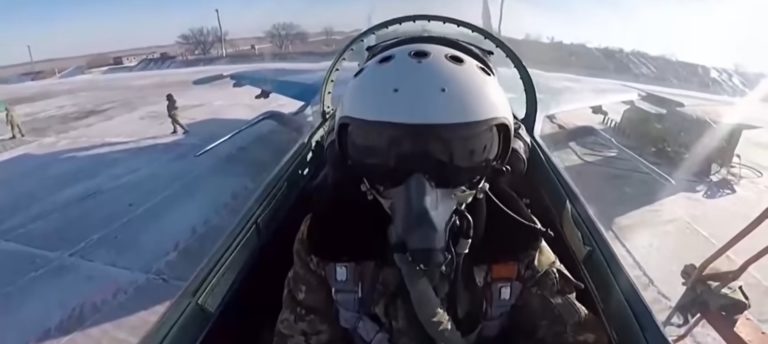 Ukrajina priznala, že údajný pilot nazývaný Duch Kyjeva je mýtus