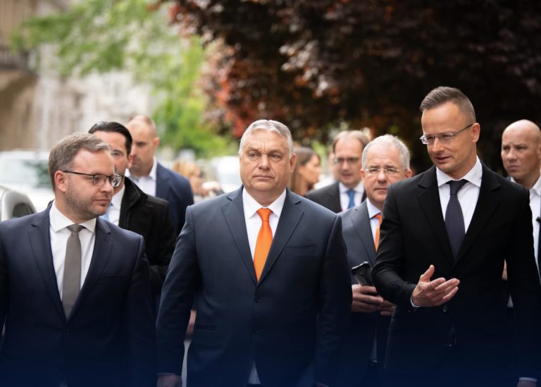 Slovensko a Maďarsko zablokovali európsky zákaz dovozu ruských surovín