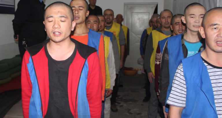 Aktivisti vyzývajú Bidena, aby so Si Ťin-pchingom prerokoval aj otázku Ujgurov