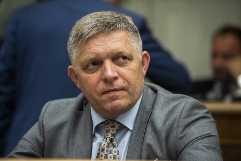 Fico chce voľby v júli. Úradnícka vláda podľa neho v parlamente nezíska podporu