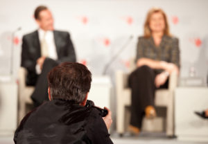 Ako si šéf Axel Springeru pokľakol pred LGBT loby