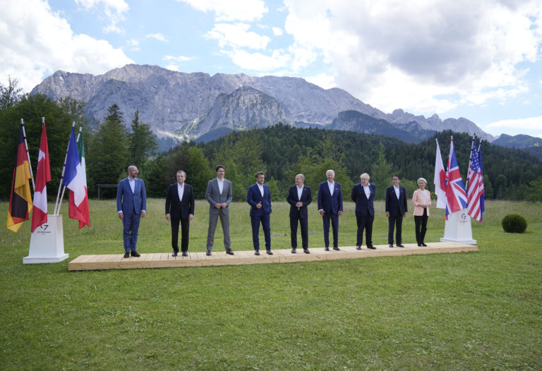 Japonský premiér: Pokles obyvateľstva musíme zastaviť teraz, alebo nikdy