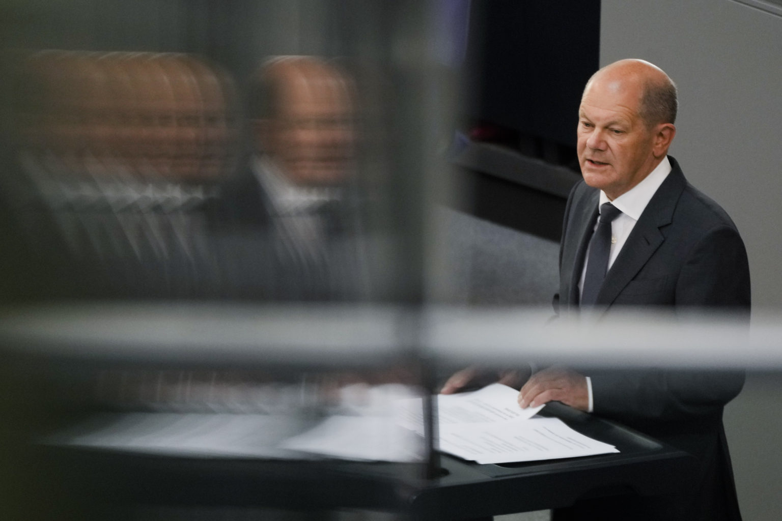 Kancelár Olaf Scholz v Bundestagu. Foto: TASR/AP 