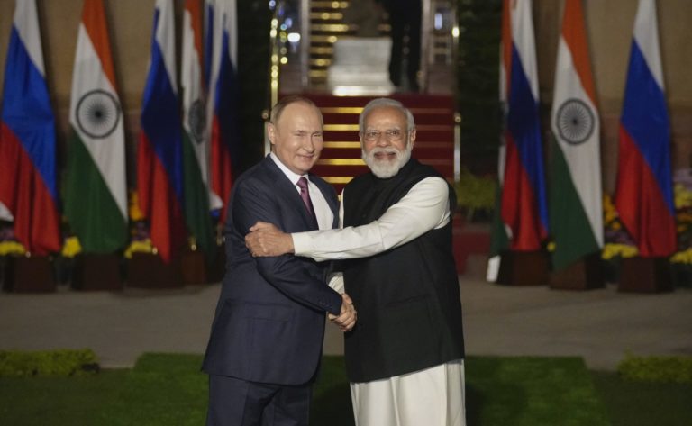 Divoké ropné manželstvo Indie a Ruska