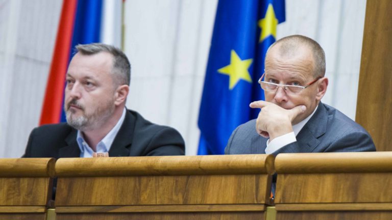 Sme rodina bude mať snem v máji. Kollár tvrdí, že so SNS nemá podobných voličov