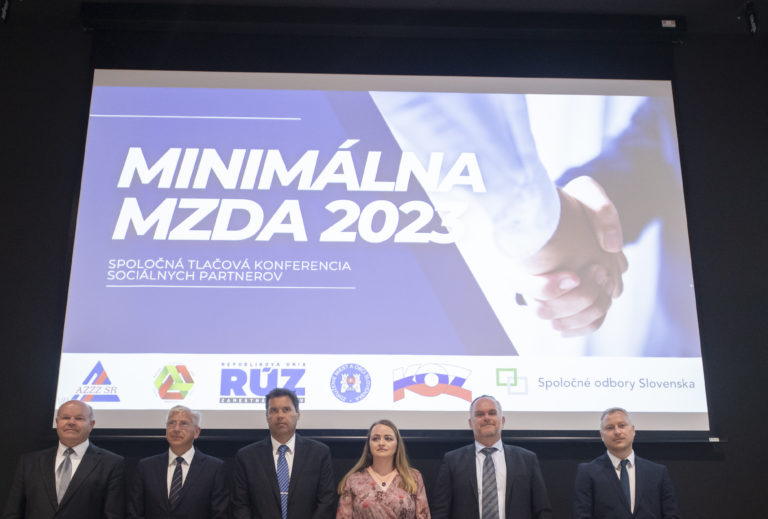 Matovič oznámil ďalšie zvýšenie. Minimálna mzda bude 700 eur