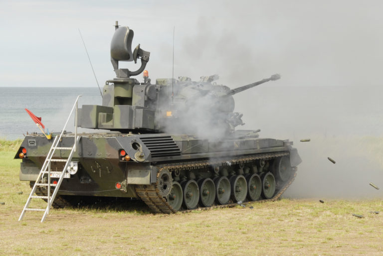 Na archívnej snímke z 15. augusta 2007 protilietadlový tank typu Gepard. Foto: TASR/DPA