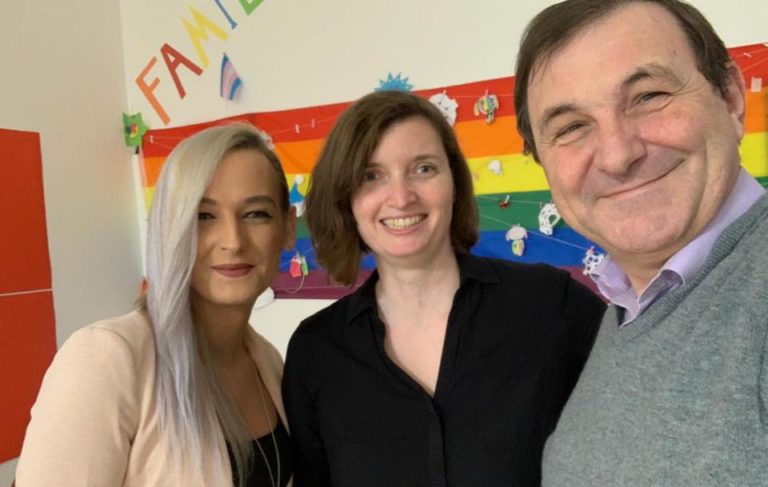 Ondrej Prostredník (vpravo) a Lucia Plaváková (v strede). Foto: facebook