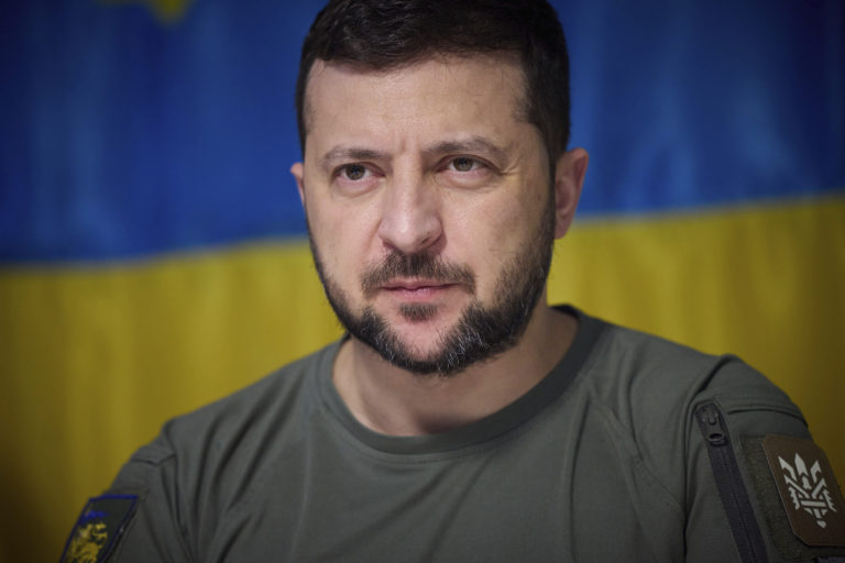 Zelenskyj udelil veliteľom pluku Azov rad Zlatej hviezdy a titul Hrdina Ukrajiny