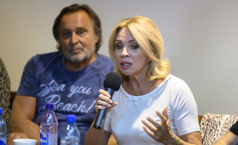 Desiatky umelcov vyzývajú Matoviča na odchod z vlády. Ten hovorí, že ministrom bude až do volieb