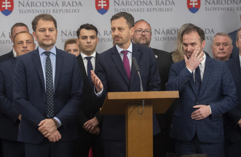 OĽaNO stojí za Matovičom, z vlády neodíde. Krajinu čaká menšinová vláda