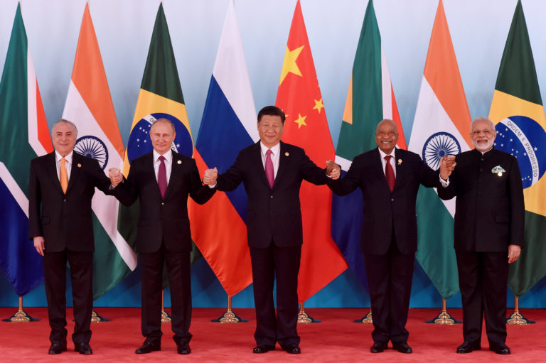 Je predčasné hovoriť o spoločnej mene BRICS, tvrdí ruský expremiér Stepašin