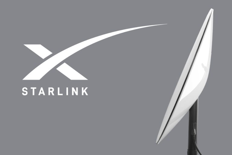 Politico: Muskove satelity môžu doplatiť na jeho konflikt s Trumpom