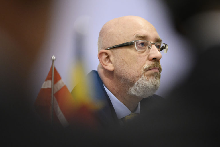 Kyjev nepoužije nové zbrane dlhého doletu na útoky na ruské územie, uviedol minister Reznikov