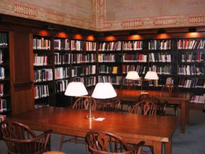 Britské mestá svojim obyvateľom navrhujú ohriať sa počas zimy v galérii alebo knižnici