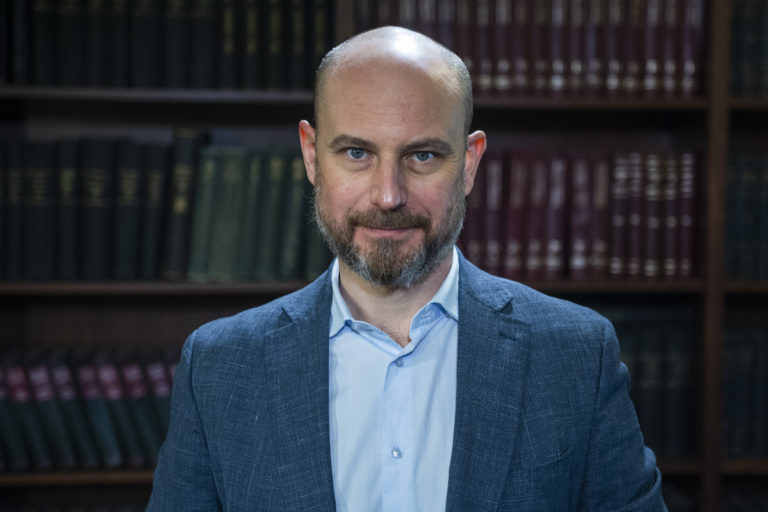 Slovenskí europoslanci podporujú päťmiliardovú pomoc pre Ukrajinu. Podľa Bilčíka ňou chránime vlastnú budúcnosť