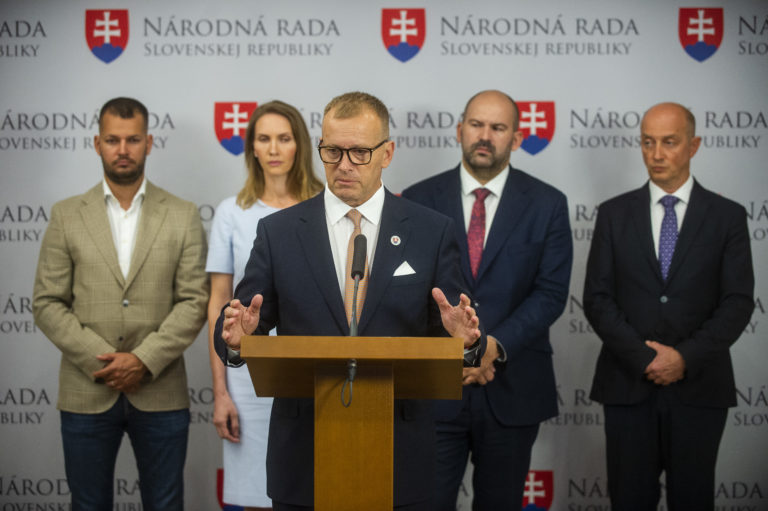 Sme rodina nepostaví vlastného kandidáta na prezidenta