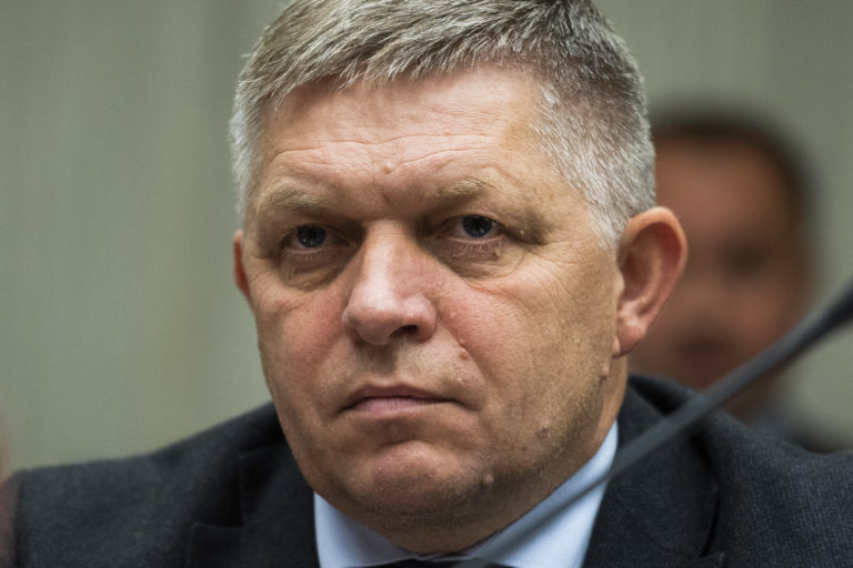 Na snímke poslanec Národnej rady (NR) SR Robert Fico (Smer-SD) počas rokovania 72. schôdze parlamentu v Bratislave 27. septembra 2022. Foto: TASR/Jaroslav Novák