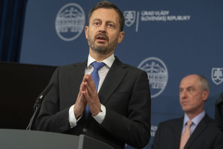 Premiér: Aj menšinová vláda vie pokračovať v reformách