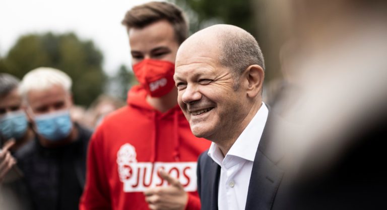 Scholz žiada, aby sa malé štáty EÚ vzdali posledných záruk ochrany národných záujmov