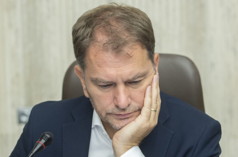 Deficit rozpočtu má budúci rok vzrásť na 6,44 percenta HDP