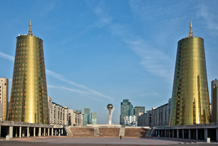 Kazachstan: Hlavné mesto opäť premenujú na Astanu. Tri roky sa volalo Nur-Sultan