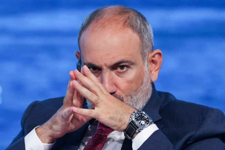 Arménsko a Turecko po 35 rokoch otvorili hraničný priechod Alican