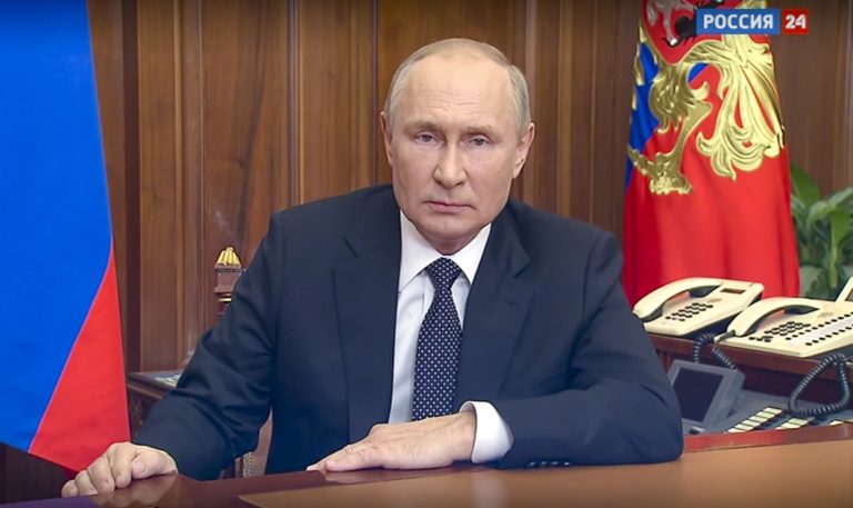 Ruský prezident Vladimír Putin počas príhovoru k národu v Moskve v stredu 21. septembra 2022. Foto: TASR/AP