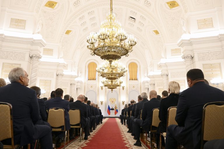 Vladimír Putin počas prejavu o pripojení okupovaných území k Rusku. Foto: TASR/AP