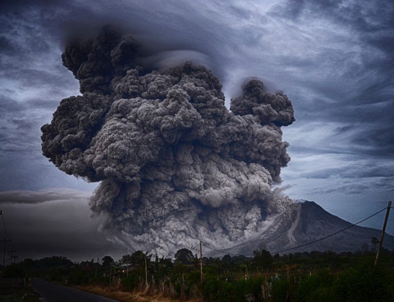 Výbuch sopky Mount Sinabung, ilustračný obrázok. Foto: Pexels.com