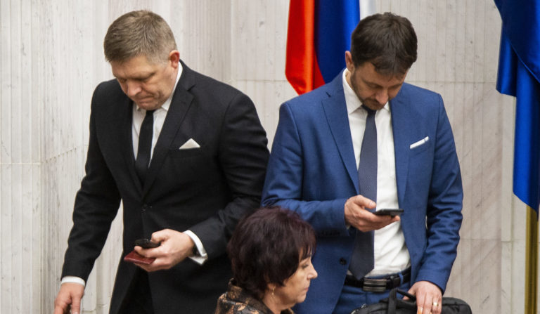 Fico chce informácie o bojaschopnosti ozbrojených síl. Heger deklaruje najlepšiu kondíciu