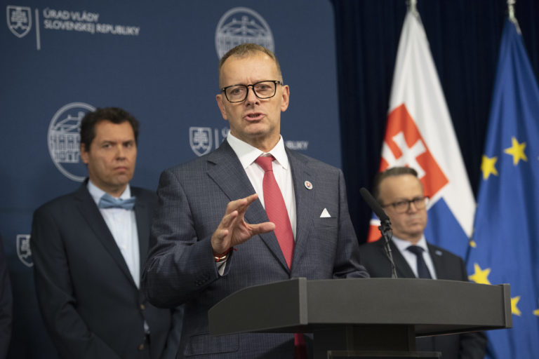 Boris Kollár počas tlačovej konferencie po mimoriadnom plenárnom zasadnutí  Hospodárskej a sociálnej rady (HSR) SR v Bratislave 24. októbra 2022. Foto: Pavel Neubauer/TASR