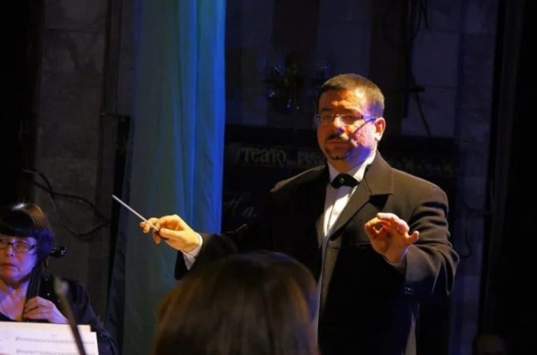 Ruská armáda zastrelila šéfdirigenta jedného z divadiel v Chersone