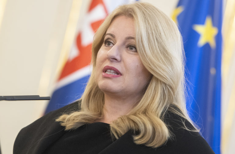 Prezidentka podpísala novelu rozširujúcu ochranu psov či mačiek pred týraním