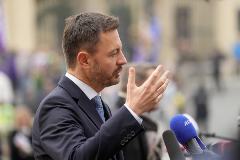 Heger: Väčšina krajín EÚ chce zabrániť výkyvom cien na trhu s energiami