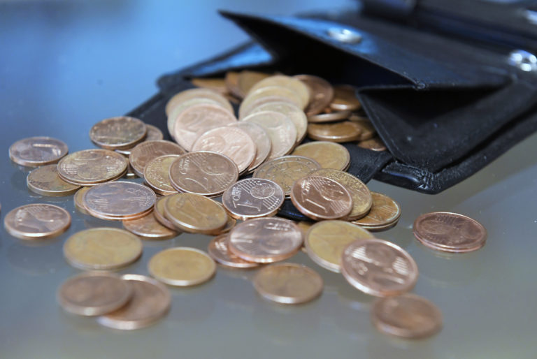 V najbližších troch rokoch by sa na Slovensku nemala aktivovať mimoriadna valorizácia dôchodkov, tvrdí rozpočtová rada