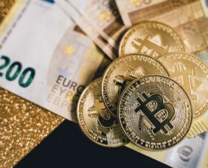 Bitcoin naozaj chráni pred infláciou. Akokoľvek sa to teraz nezdá
