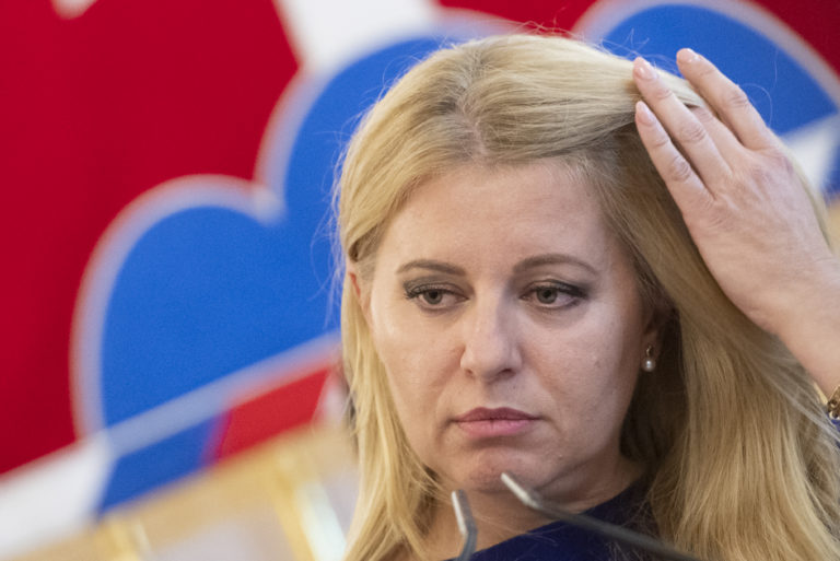 Čaputovej opäť klesla dôvera, nedôveruje jej už vyše 50 percent oslovených