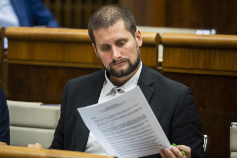 Bezpečnostná previerka pre Puškára bola v poriadku. NBÚ vo veci nepochybil