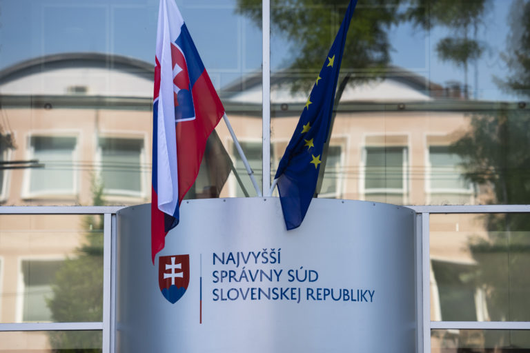 Najvyšší správny súd potrestal sudkyňu súdu v Trenčíne, funkčný plat jej znížil o 70 percent