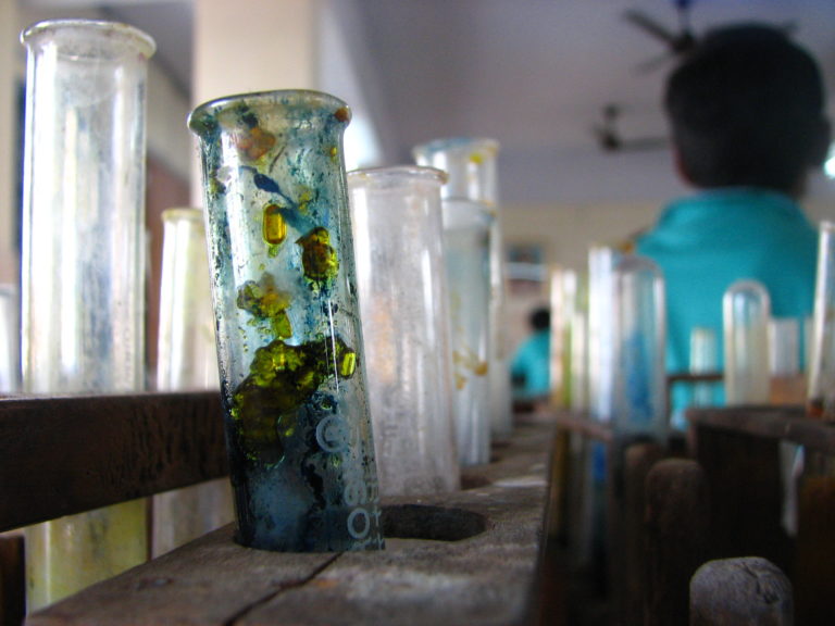 Žiaci v austrálskom Sydney utrpeli popáleniny pri nevydarenom školskom pokuse