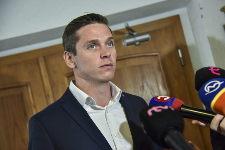 Bývalého poslaneckého asistenta Filipa Rybaniča oslobodili spod obžaloby