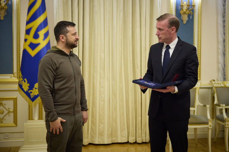 USA naliehajú na Kyjev, aby znížil vekovú hranicu mobilizácie