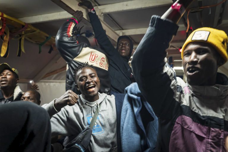 Talianska vláda v súvislosti s migráciou vyhlásila šesťmesačný výnimočný stav