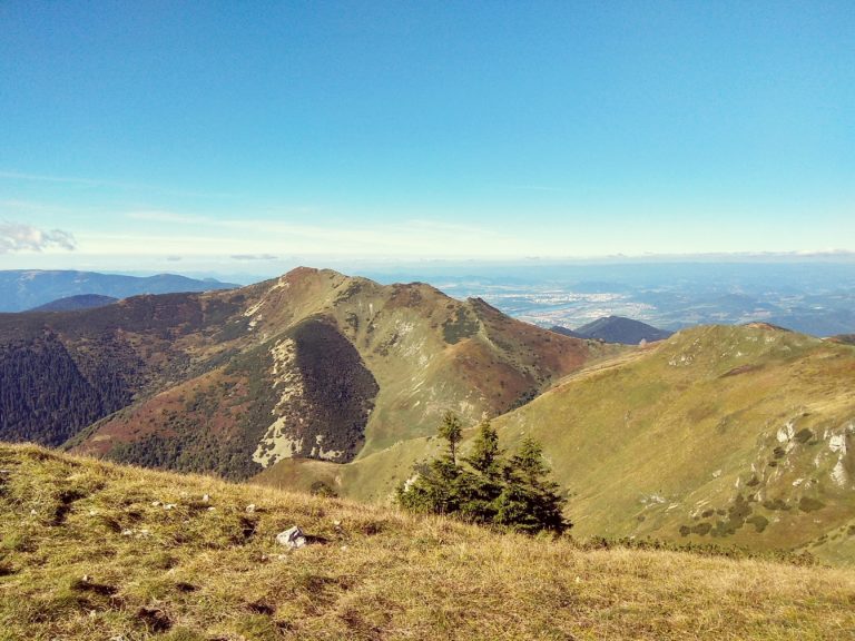 Slovenka zahynula po páde z turistického chodníka v Malej Fatre