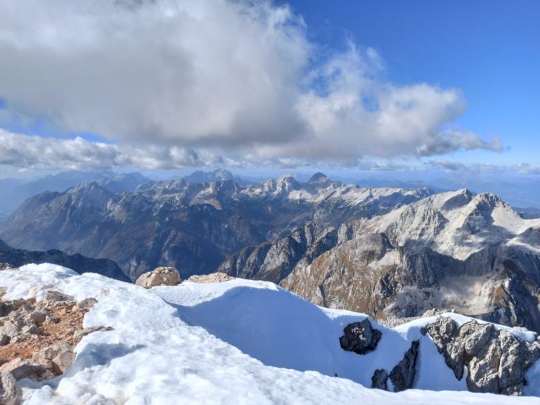 Majestátny Triglav či obyčajný kostolík? Tak vyzerá bitka o najkrajšie miesto v Slovinsku