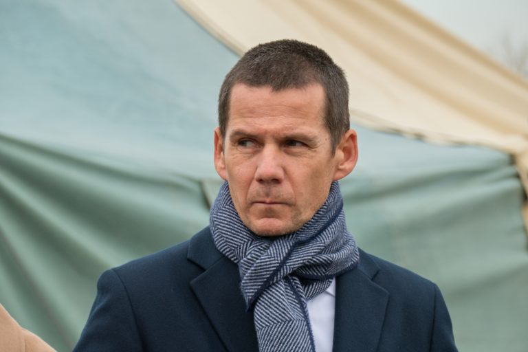 Republika predložila návrh na uznesenie, ktorým má NR SR odsúdiť vraždu v Michalovciach