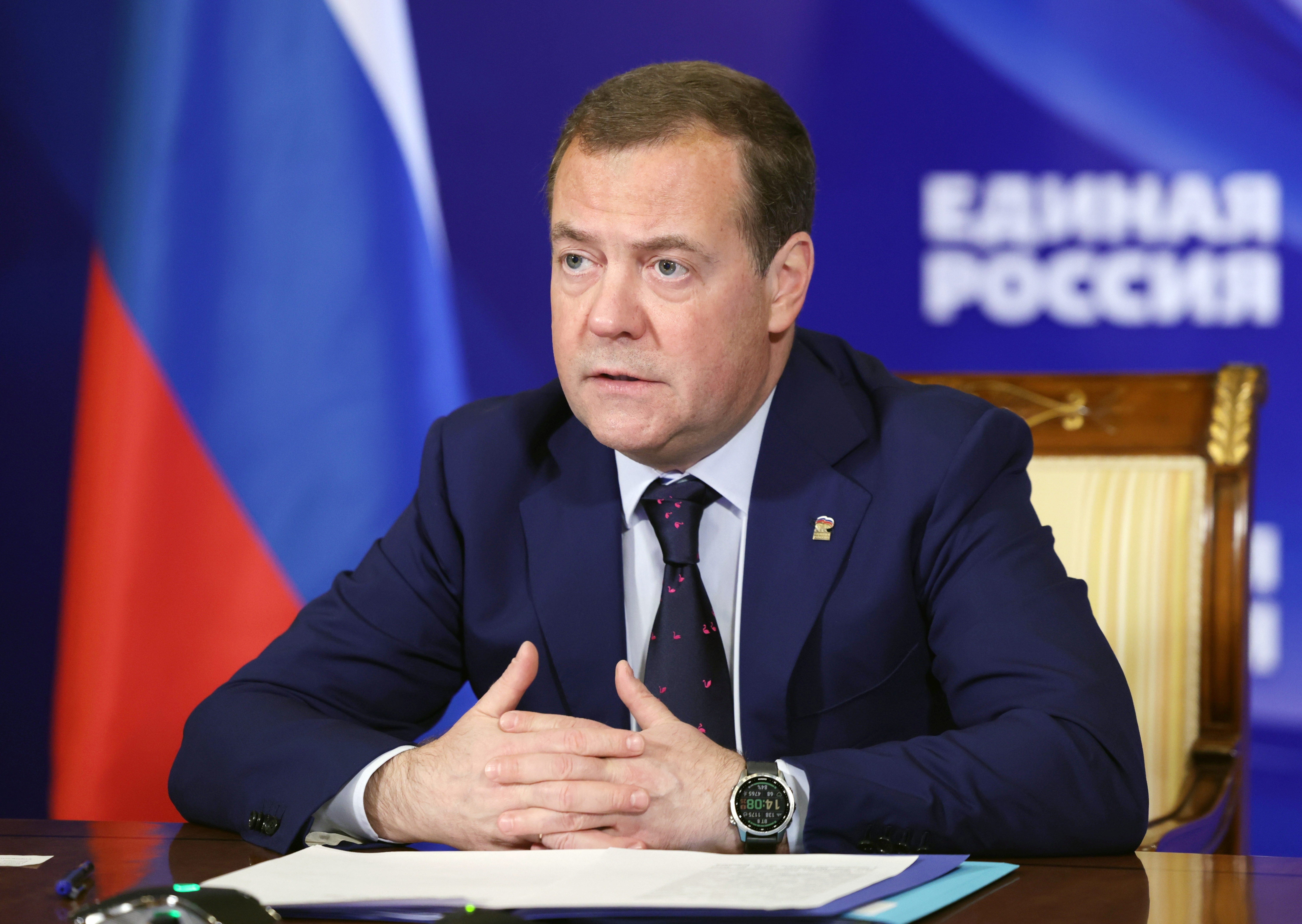 Medvedev: Trump nebude schopný ani v prípade víťazstva ukončiť vojnu na Ukrajine