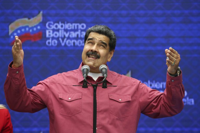 Venezuelský prezident Maduro rozhodol, že Vianoce sa začnú v októbri