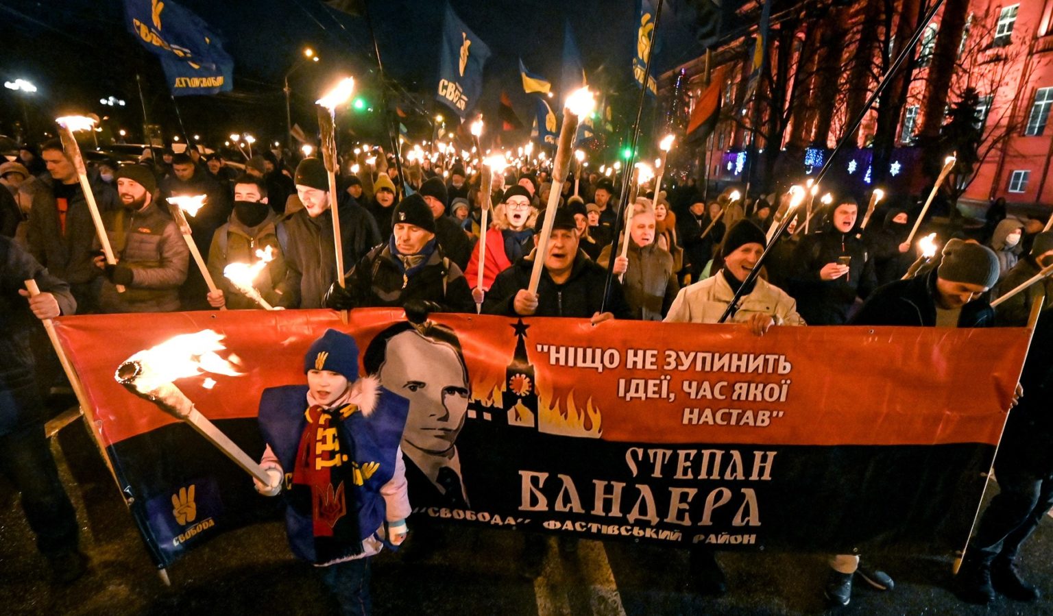 Pochod ukrajinských nacionalistov a sympatizantov Stepana Banderu 1. januára 2022 v Kyjeve. Foto: Profimedia.sk